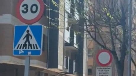 Una autoescuela obliga a cambiar la ubicación de una señal de tráfico en Barakaldo