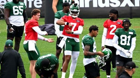 Jets’ love for Justin Fields can only go so far now as true test awaits