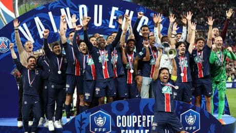 Paris Saint-Germain, Fransa Kupası'nı müzesine götürdü