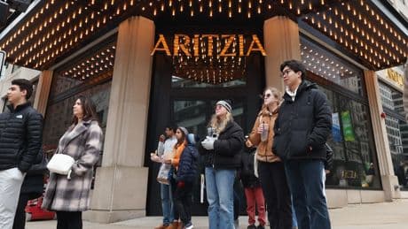 20 of the highest-paid entry-level retail jobs in the US, from ALDI to Aritzia