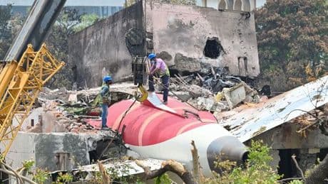 I'm an air safety expert - this first clue will show exactly what went wrong on Air India