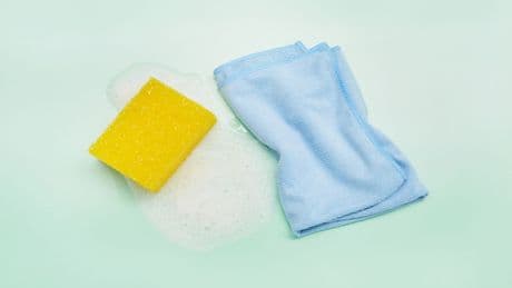 Gefahr durch feuchte Lappen: Wo Sie sie niemals aufhängen sollten