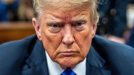 Politics: ‘I Run the Country and the World’