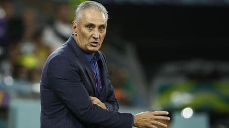 Tite anuncia que lo deja: "Una decisión difícil, pero necesaria"