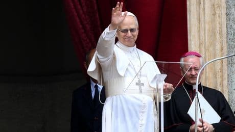 Papa Leone XIV, ecco l'intronizzazione: il Pallio, l'anello, i riti. Cosa sapere sulla messa d'inizio pontificato di Prevost