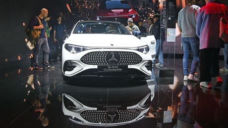 Automobile : avec la fin du thermique en 2035, quel avenir pour les véhicules hybrides ?