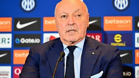 <p>Marotta gela Calhanoglu, &quot;Resta all'Inter. Leoni talento, Carboni al Genoa&quot;</p>