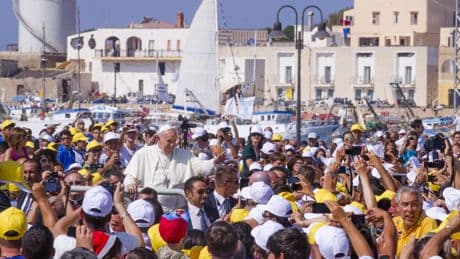Un Papa rabiosamente liberticida