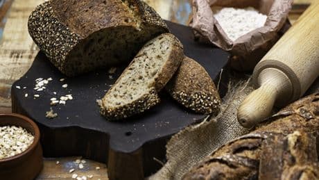 Frisches Brot für Tage: Diesen simplen Trick müssen Sie kennen