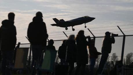 En Suisse, l’achat des F-35 vire à l’affaire d’Etat