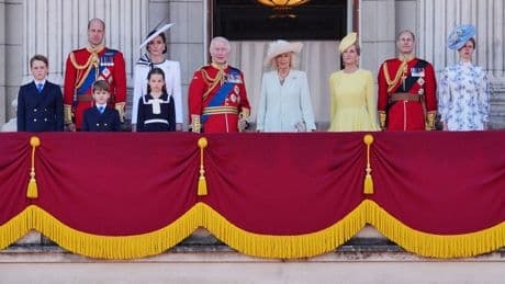 Veterans to join King for VE Day tea party as PM praises 'selfless dedication'