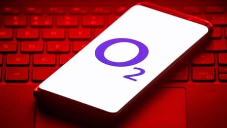 Major network provider warns customers they will be left with NO mobile data unless they upgrade as service closes