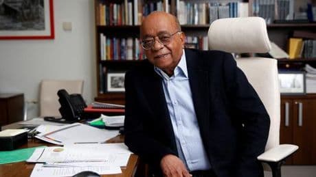 Mo Ibrahim, pionnier « accidentel » de la révolution du téléphone portable en Afrique