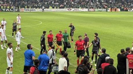 Maç tatil edilmişti! PFDK, Vanspor-Elazığspor maçının cezalarını açıkladı