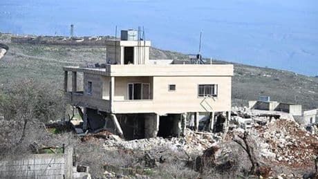 İsrail, Lübnan'ın Blida beldesine doğru ilerledi