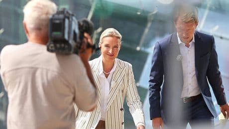 ARD, Alice Weidel und AfD-Protest: Eine ganz krumme Nummer