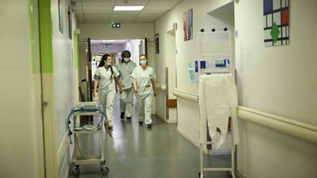Sous-payés, les médecins étrangers du Grand Hôpital de l’Est Francilien contraints de rembourser les primes versées