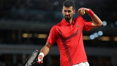 Novak Djokovic v Jannik Sinner live: Scores and updates from French Open semi-final as Carlos Alcaraz awaits