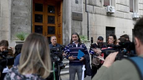 Crise politique en Serbie: des universitaires lancent une pétition pour des législatives anticipées