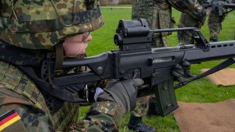 Neue Wehrpflicht: Führerschein-Zuschuss für Bundeswehr-Freiwillige?