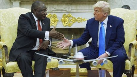 Échanges musclés, mais pas de débordements à la Maison Blanche entre Donald Trump et Cyril Ramaphosa