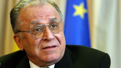 Roemeense oud-president Iliescu overleden, omstreden held van revolutie in 1989