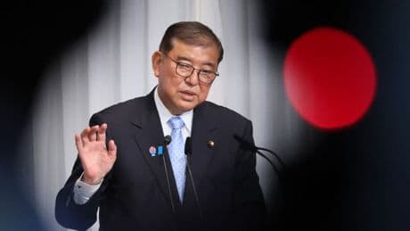 "Je dois assurer ma responsabilité": le Premier ministre japonais écarte toute démission malgré une débâcle électorale
