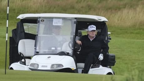 USA unter Trump: Trump wettert gegen Migranten und Windräder – dann spielt er erstmal Golf