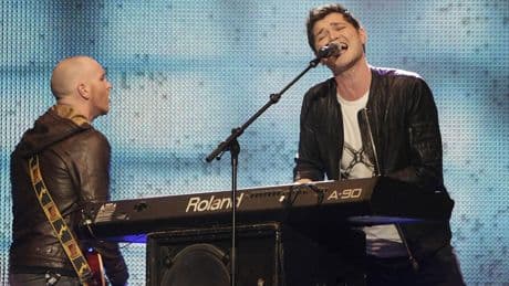 The Script pay tribute to late guitarist Mark Sheehan during Glastonbury set