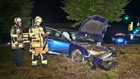 Notfälle: 13-Jähriger am Steuer - Unfall nach Verfolgungsfahrt