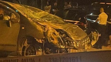 ?Esce da casa, travolta da un'auto a velocità folle: gravissima una 21enne. Alla guida un 43enne senza patente