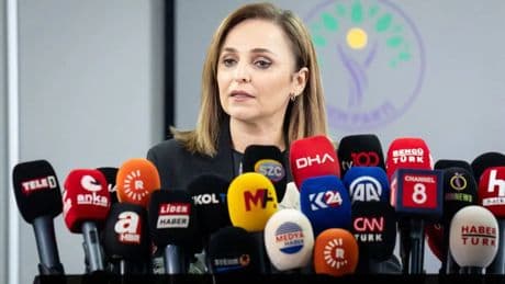Silah bırakma süreci nasıl işleyecek? DEM Parti Sözcüsü Ayşegül Doğan'dan açıklama: 'Silah, DEM Parti'nin elinde değil'