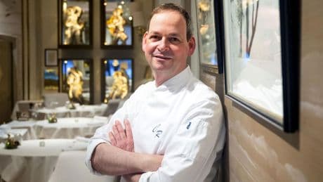 Michelin-Guide 2025: Zwei neue Restaurants erobern in Deutschland die Drei-Sterne-Spitze