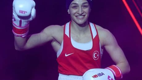 Buse Naz Çakıroğlu'na büyük onur!