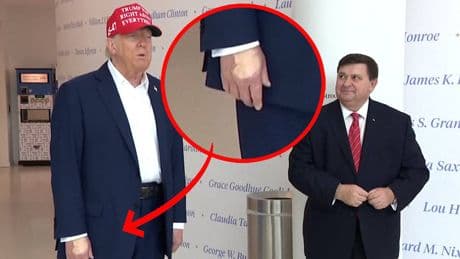 Fragen nach Gesundheitszustand  - Trump hat komischen Fleck an der Hand
