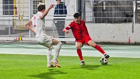 Mehrere Bundesliga-Klubs an ihm dran - Sturm-Talent verlängert bei Bayern