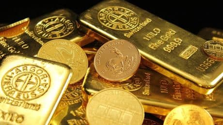 Prezzo dell'oro a livelli elevati, perché il 2025 è l'anno dei record. Le previsioni per i prossimi mesi