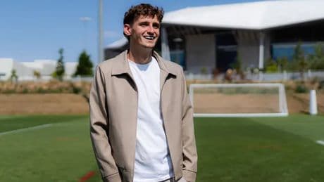 Lyon, Liverpool'dan Tyler Morton'ı renklerine bağladı