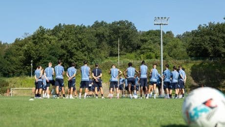 Umar Sadiq y Zakharyan se reincorporan al grupo