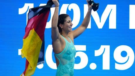 Anna Elendt gewinnt bei Schwimm-WM Gold