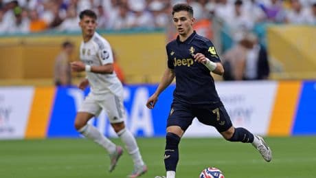 Transferzomer 2025: Juventus neemt Conceição (ex-Ajax) definitief over van FC Porto, Farioli verwelkomt Froholdt bij Portugezen