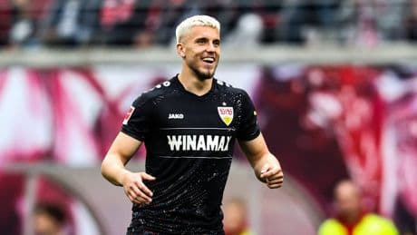 Sie darf ins Stadion! - Demirovic-Tochter besteht Generalprobe