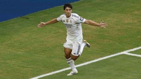 Un héroe inesperado: Gonzalo se disfraza de Santillana y lleva al Madrid a cuartos del Mundial (1-0)