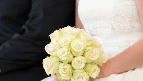 Geldgeschenke werden immer beliebter: Wie viel Geld sollte man zur Hochzeit schenken?