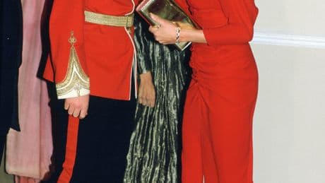 Princess Diana’s brother brings flowers to her burial site on 28th anniversary of her death