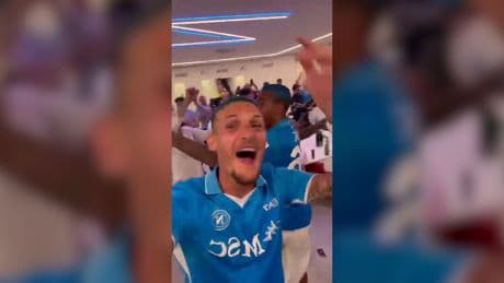 La celebración del Scudetto desde dentro: los jugadores del Nápoles se acuerdan de Pedro