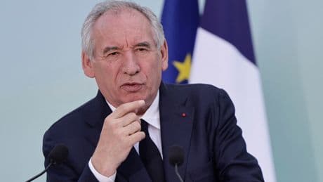 Francia critica duramente el acuerdo comercial con Trump como "un día sombrío" para Europa