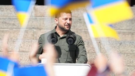 Il prezzo della guerra: salvano Zelensky ma rischiano di perdere l’Ucraina