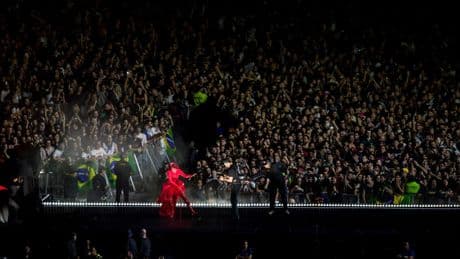 Lady Gaga enloquece a 2,1 millones de seguidores con su ‘ópera gótica’ en Copacabana
