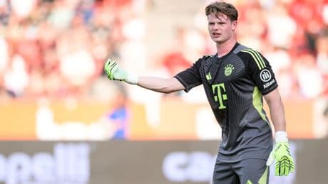 Hamann schlägt Torwart-Alarm - „Sehe Urbig nächstes Jahr nicht im Bayern-Tor“